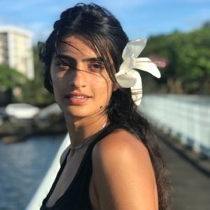 Meet your Posher, Devanshi